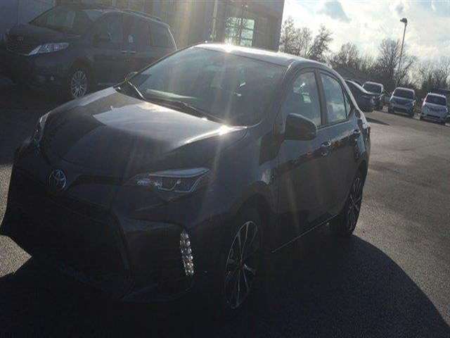 2017 Toyota Corolla SE 4dr Sedan CVT